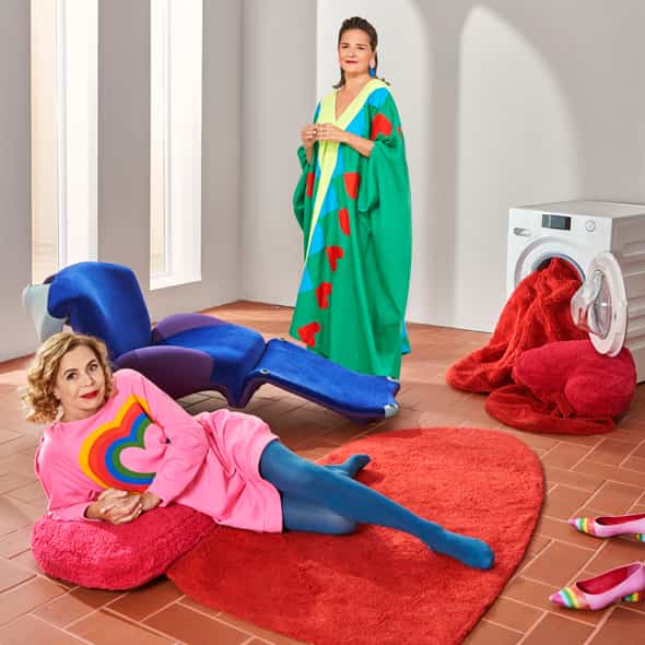 Agatha Ruiz de la Prada colabora con Lorena Canals en apoyo al cáncer de mama 4 agatha ruiz de la prada y lorena canals