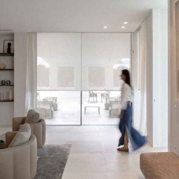 La cortina Bandalux que purifica el aire, clave para habitar espacios saludables